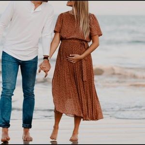 PinkBlush - Rust Leaf Print Pleated Maternity Midi Dress - Size Small